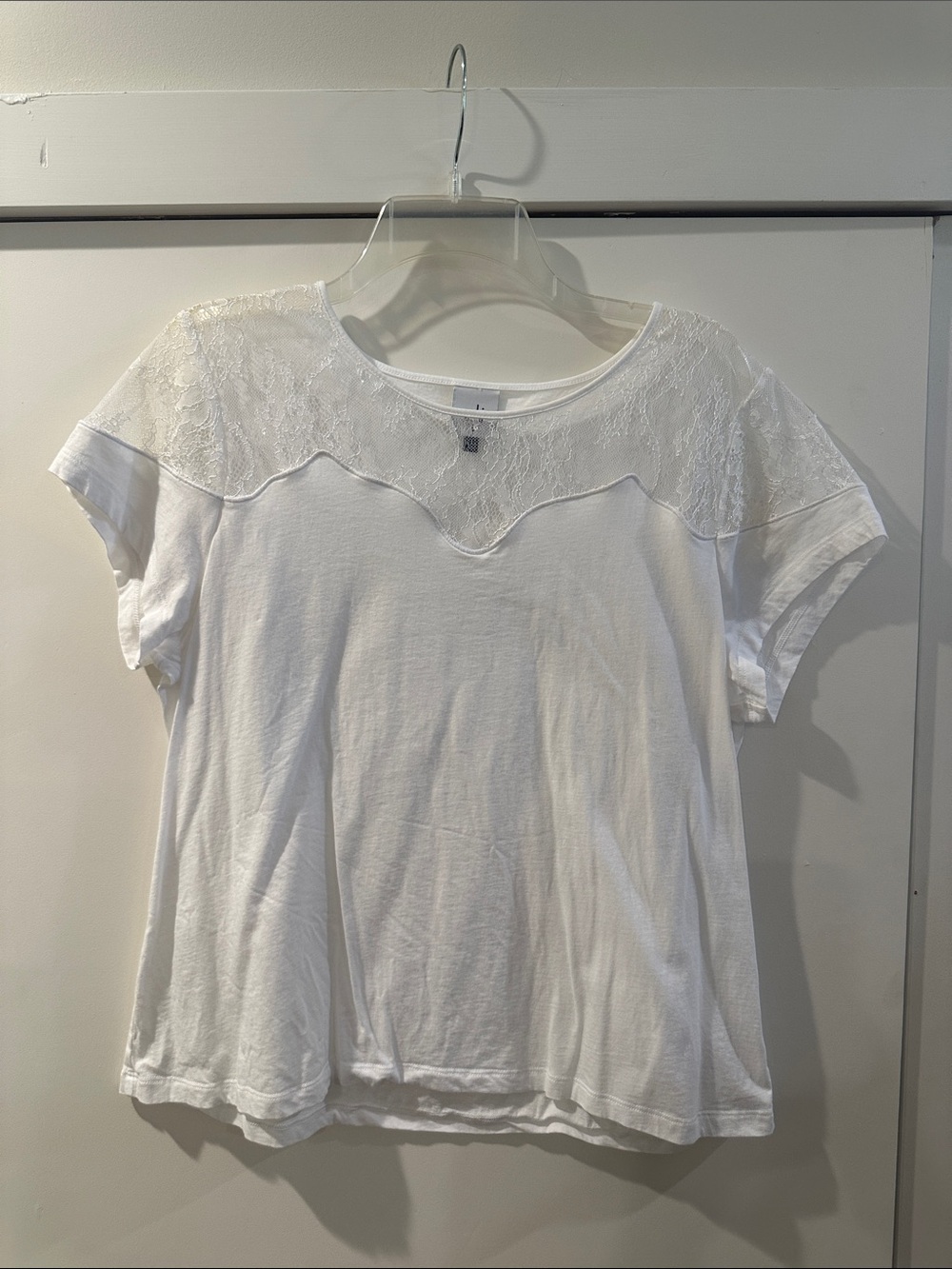 CAbi White Lace Yoke Short Sleeve Tee